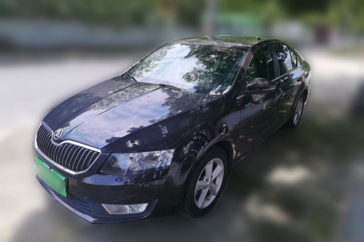 Used Skoda Octavia 2015 1.6L Automatic Yijie Edition Guazi used car, China used car export, Used car for sale, Used cars, Cheapest cars for sale