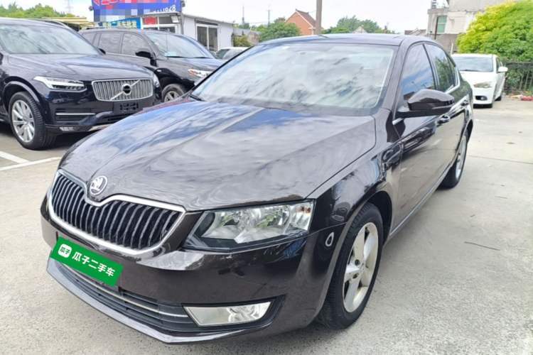 Used Skoda Octavia 2015 1.4TSI DSG Yijun Edition Guazi used car, China used car export, Used car for sale, Used  cars, Cheapest cars for sale