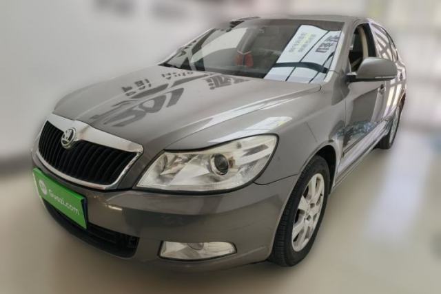 Ojetý Skoda Octavia 2015 Classic Model 1.6L Automatic Yijie Version