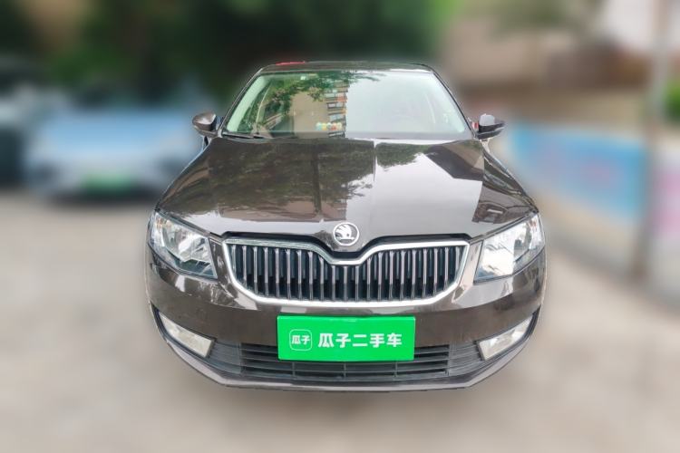 Used Skoda Octavia 2015 1.6L Automatic Yijie Edition Front