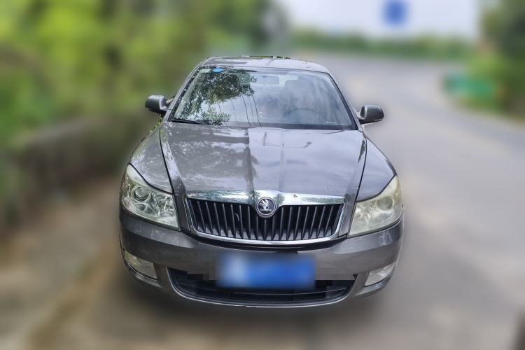 Used Skoda Octavia 2015 Classic Model 1.6L Manual Yijie Edition Front
