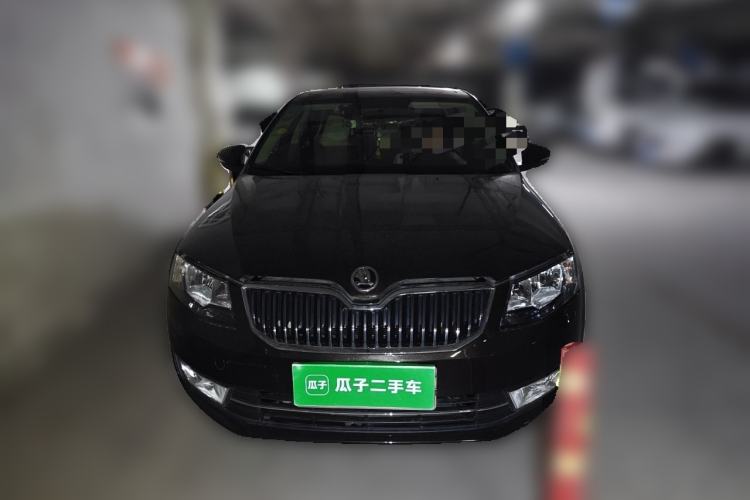 Used Skoda Octavia 2015 1.6L Automatic Yijun Edition Front