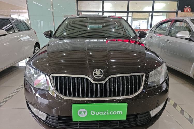 Used Skoda Octavia 2015 1.6L Automatic Yijie Edition Front