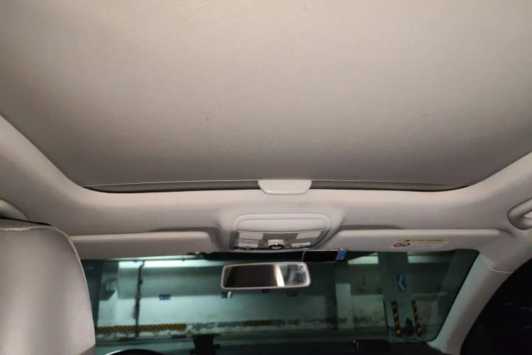 Used Skoda Octavia 2015 1.6L Automatic Yijun Edition Headliner