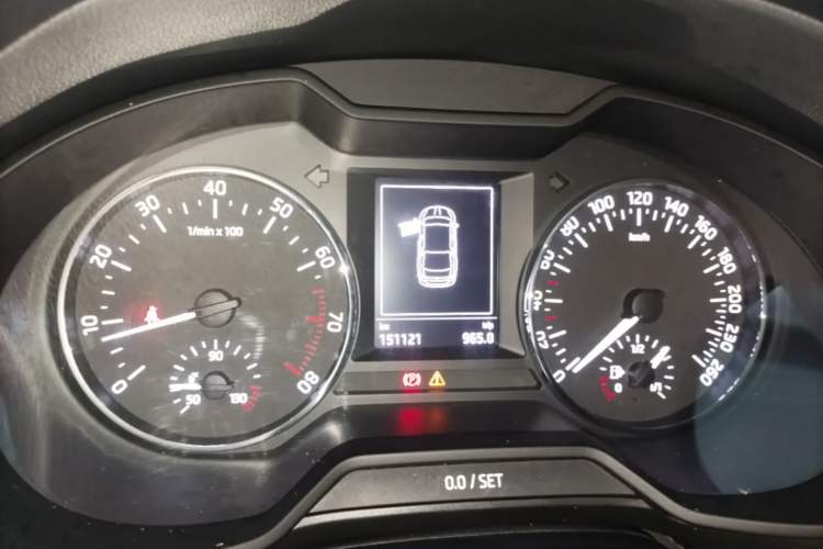 Used Skoda Octavia 2015 1.6L Automatic Yijun Edition Instrument Cluster