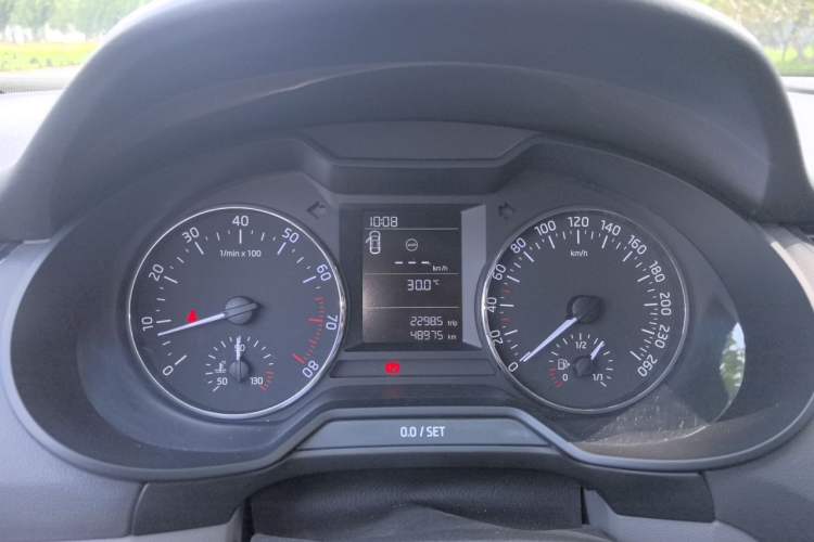 Used Skoda Octavia 2015 1.6L Manual Eado Edition Instrument Cluster