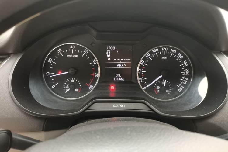 Used Skoda Octavia 2015 1.6L Manual Yijie Edition Instrument Cluster