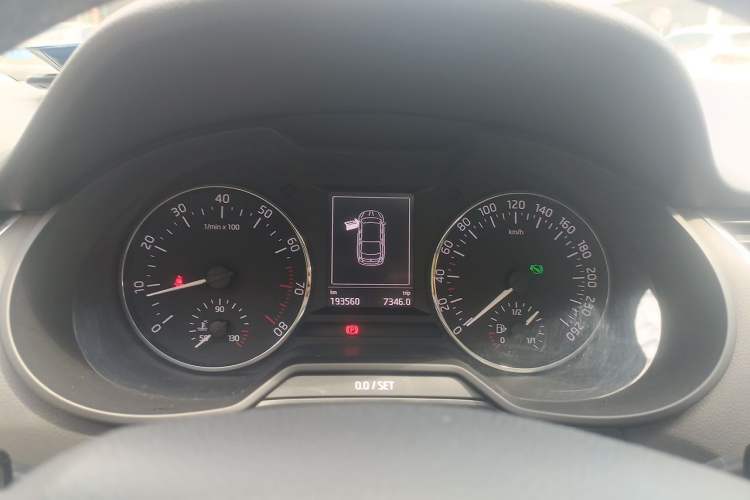 Used Skoda Octavia 2015 1.6L Automatic Yijun Edition Instrument Cluster