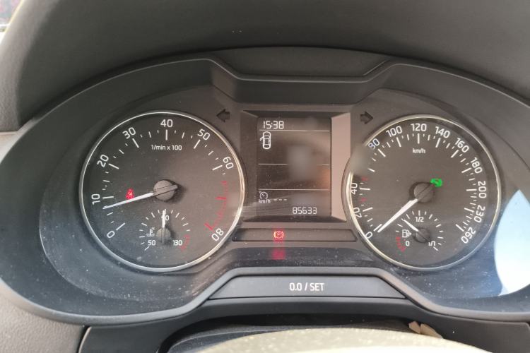 Used Skoda Octavia 2015 1.6L Automatic Yijie Edition Instrument Cluster