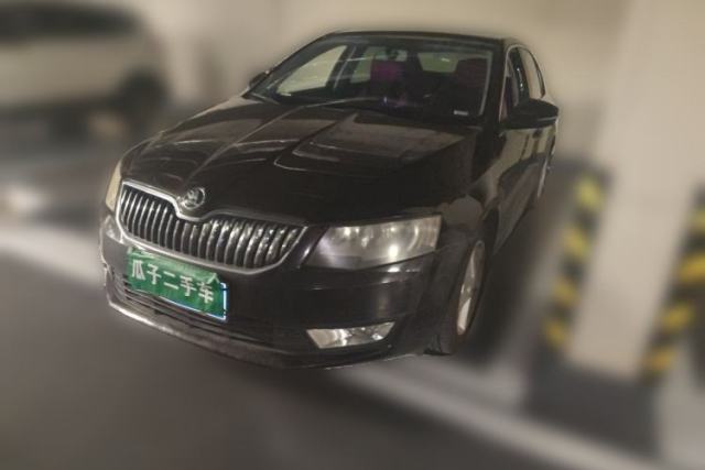 Skoda Octavia 2015 1.6L Manual Yijie Edition de segunda mano