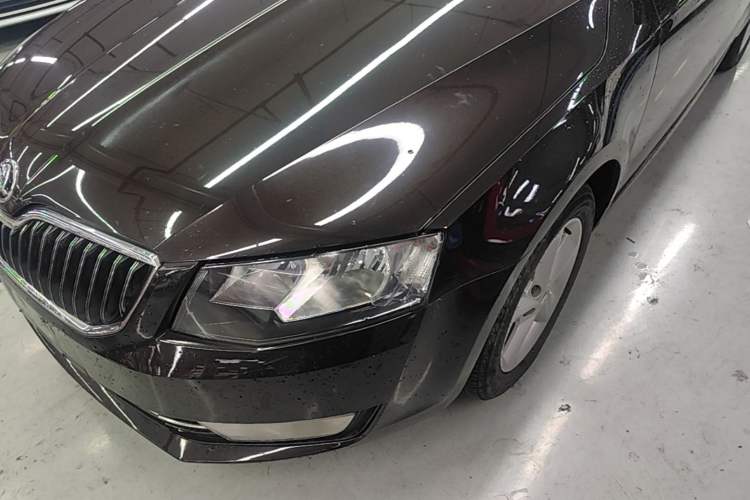 Used Skoda Octavia 2015 1.6L Automatic Yijun Edition Left Front Headlight