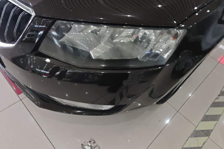 Used Skoda Octavia 2015 1.6L Automatic Yijie Edition Left Front Headlight