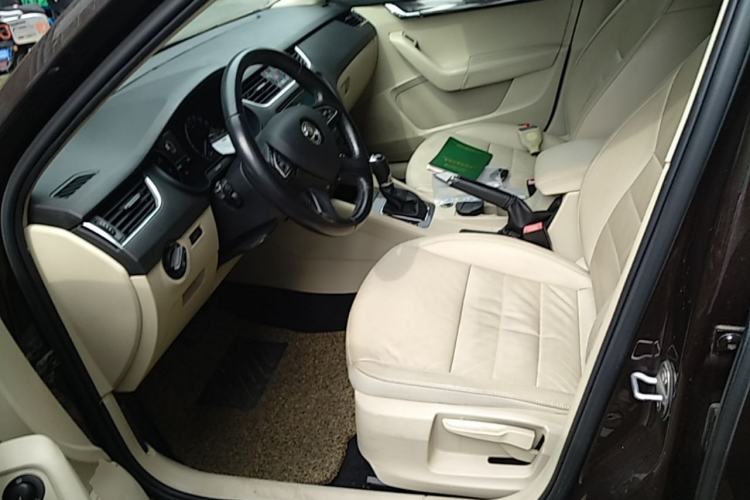 Used Skoda Octavia 2015 1.6L Automatic Yijun Edition Left Front Seat