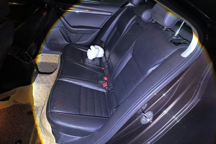 Used Skoda Octavia 2015 1.6L Automatic Yijun Edition Left Rear Seat