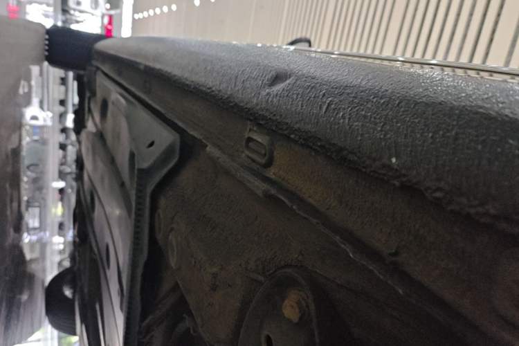 Used Skoda Octavia 2015 1.6L Automatic Yijie Edition Left Side Sill
