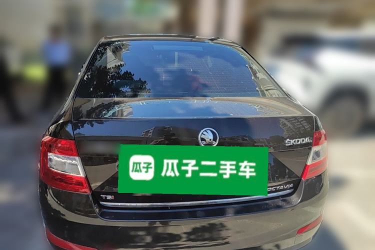 Used Skoda Octavia 2015 1.4TSI Manual Yijun Edition Rear