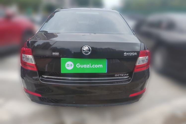 Used Skoda Octavia 2015 1.6L Automatic Yijun Edition Rear
