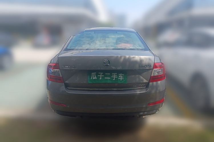 Used Skoda Octavia 2015 1.6L Automatic Yijun Edition Rear