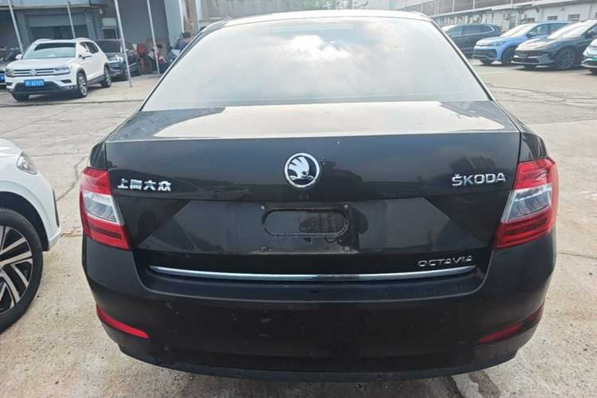 Used Skoda Octavia 2015 1.6L Automatic Yijun Edition Rear