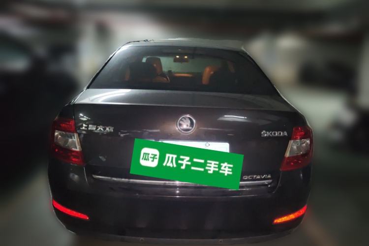 Used Skoda Octavia 2015 1.6L Automatic Yijun Edition Rear