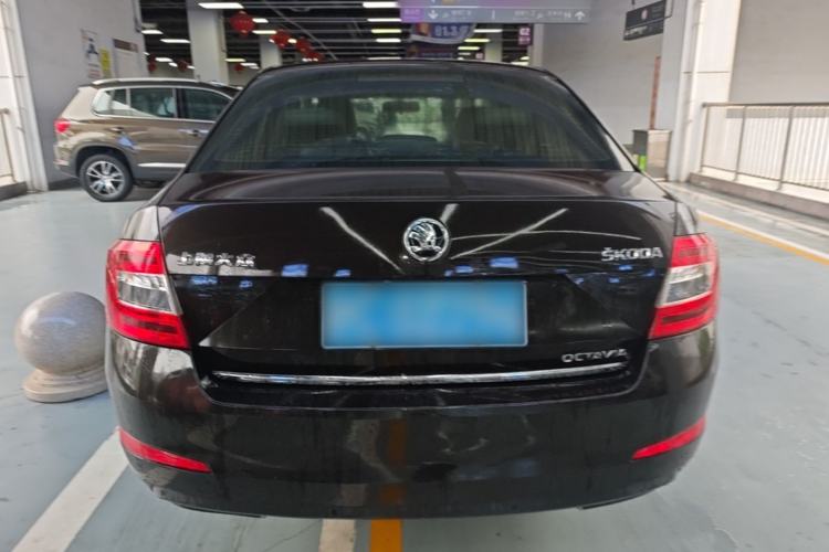 Used Skoda Octavia 2015 1.6L Automatic Yijun Edition Rear