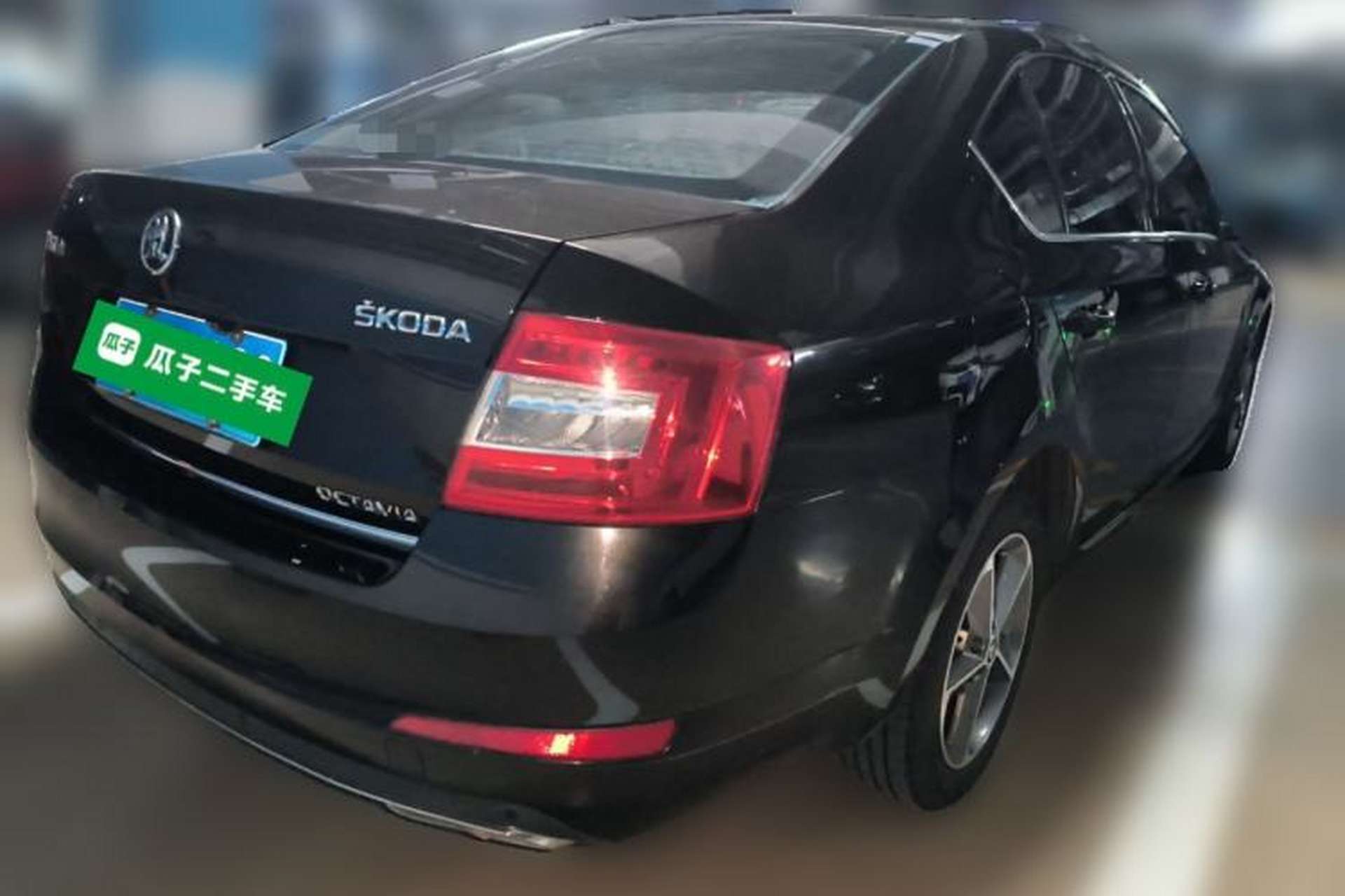Used Skoda Octavia 2015 1.6L Automatic Yijun Edition Rear Right 45 Deg