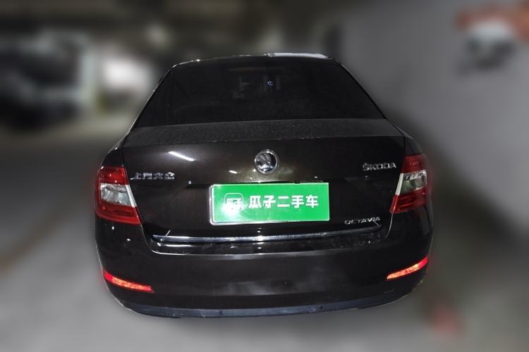 Used Skoda Octavia 2015 1.6L Automatic Yijun Edition Rear