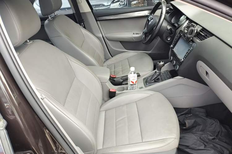 Used Skoda Octavia 2015 1.4TSI DSG Yijun Edition Right Front Seat