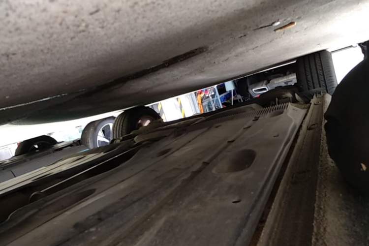 Used Skoda Octavia 2015 1.6L Automatic Yijun Edition Right Side Sill