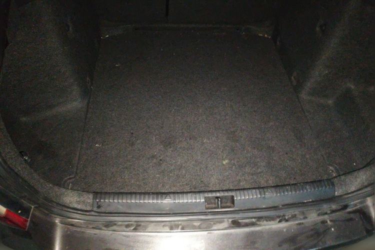 Used Skoda Octavia 2015 1.6L Automatic Yijun Edition Trunk