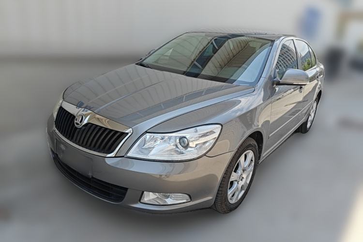 Used Skoda Octavia 2015 Classic Model 1.6L Manual Eado Version Guazi used car, China used car export, Used car for sale, Used cars, Cheapest cars for sale