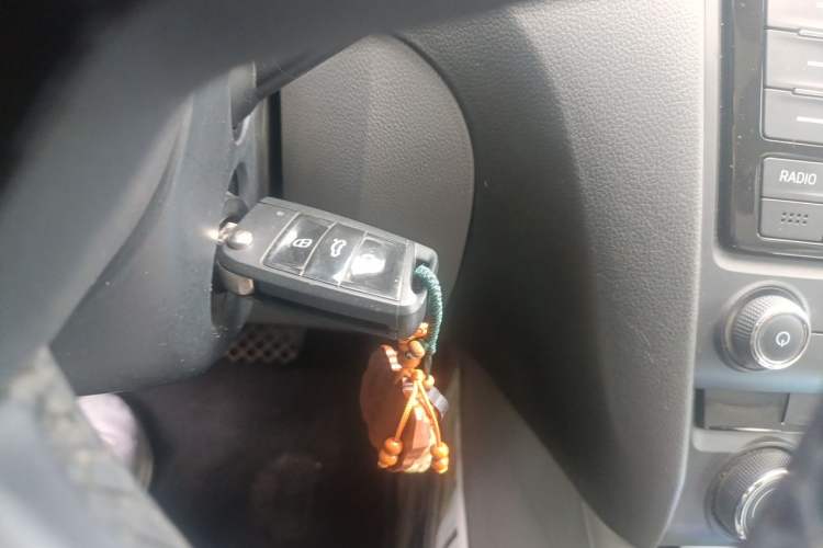 Used Skoda Octavia 2015 1.6L Automatic Yijun Edition Vehicle Key