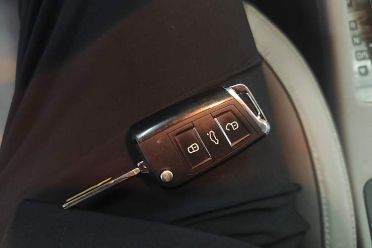 Used Skoda Octavia 2015 1.6L Automatic Yijun Edition Vehicle Key