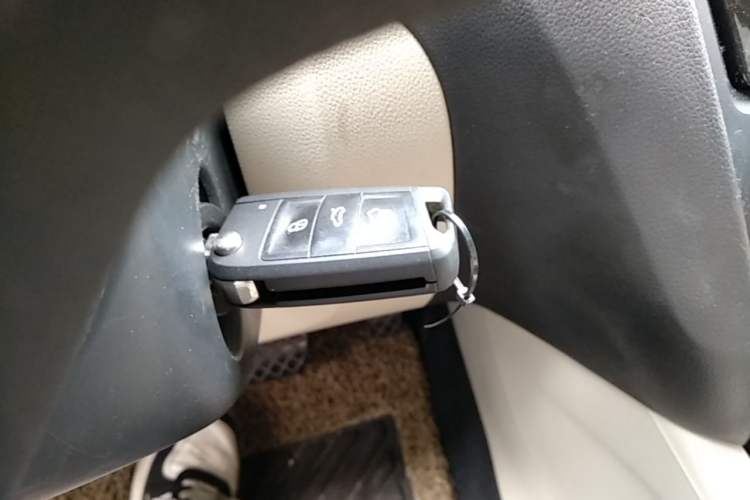 Used Skoda Octavia 2015 1.6L Automatic Yijun Edition Vehicle Key
