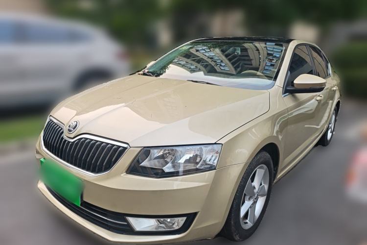 Used Skoda Octavia 2015 1.6L Manual Yijun Edition Guazi used car, China used car export, Used car for sale, Used cars, Cheapest cars for sale