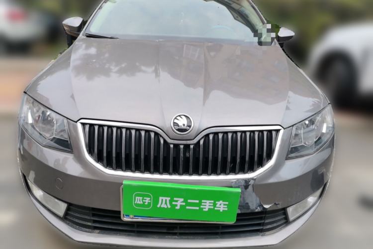 Used Skoda Octavia 2015 1.6L Manual Yijie Edition Front