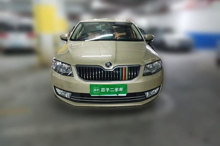 Used Skoda Octavia 2015 1.6L Automatic Yijie Edition Front