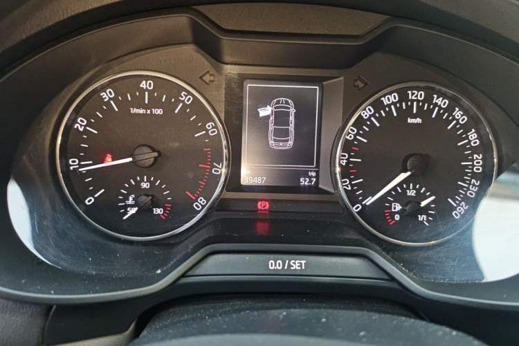 Used Skoda Octavia 2015 1.6L Manual Yijun Edition Instrument Cluster