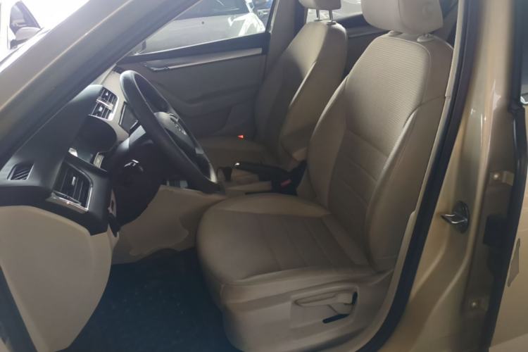 Used Skoda Octavia 2015 1.6L Automatic Yijie Edition Left Front Seat