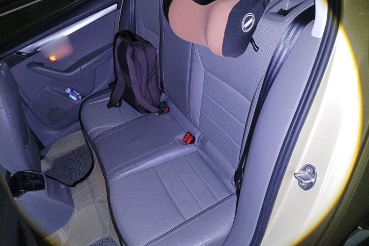 Used Skoda Octavia 2015 1.6L Automatic Yijie Edition Left Rear Seat