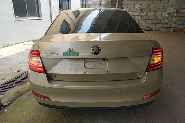 Used Skoda Octavia 2015 1.4TSI DSG Eado Edition Rear