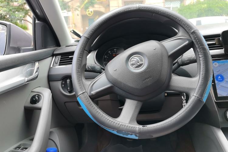 Used Skoda Octavia 2015 1.6L Manual Yijie Edition Steering Wheel