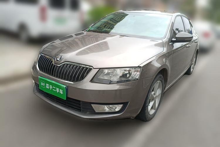 Used Skoda Octavia 2015 1.6L Automatic Yijie Edition Guazi used car, China used car export, Used car for sale, Used  cars, Cheapest cars for sale