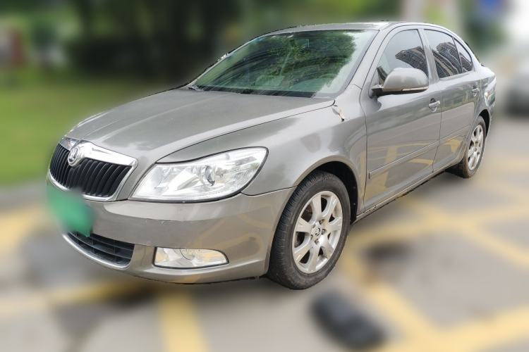 Used Skoda Octavia 2015 Classic Model 1.6L Automatic Yijie Version Guazi used car, China used car export, Used car for sale, Used  cars, Cheapest cars for sale