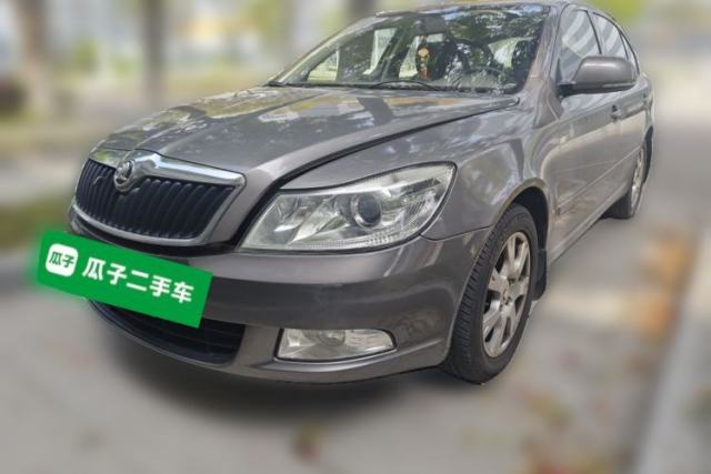 Used Skoda Octavia 2015 Classic Model 1.6L Manual Eado Version