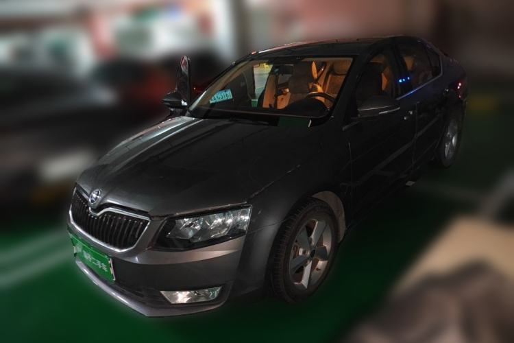 Used Skoda Octavia 2015 1.6L Manual Yijie Edition Guazi used car, China used car export, Used car for sale, Used cars, Cheapest cars for sale