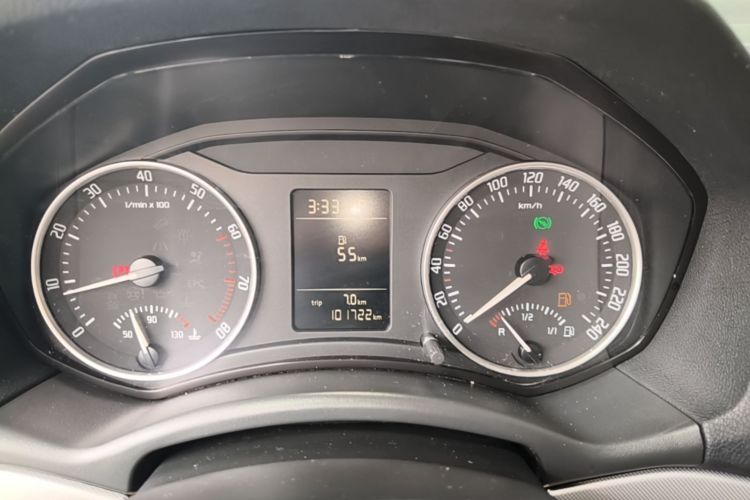 Used Skoda Octavia 2015 Classic Model 1.6L Automatic Yijie Version Audio And AC Panel