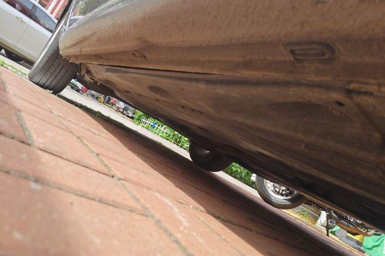 Used Skoda Octavia 2015 1.6L Manual Yijie Edition Chassis Front Right