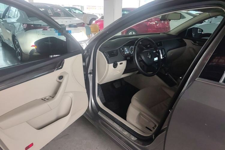 Used Skoda Octavia 2015 1.4TSI DSG Yijun Edition Driver Seat