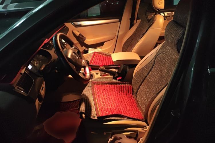 Used Skoda Octavia 2015 1.6L Manual Yijie Edition Driver Seat